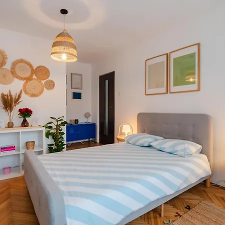 Transylvanian Nomad Apartment