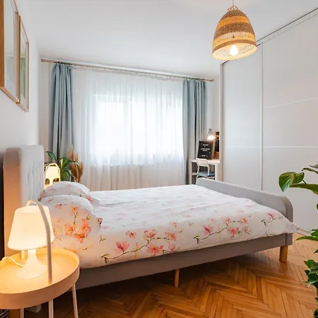 Transylvanian Nomad Apartment *